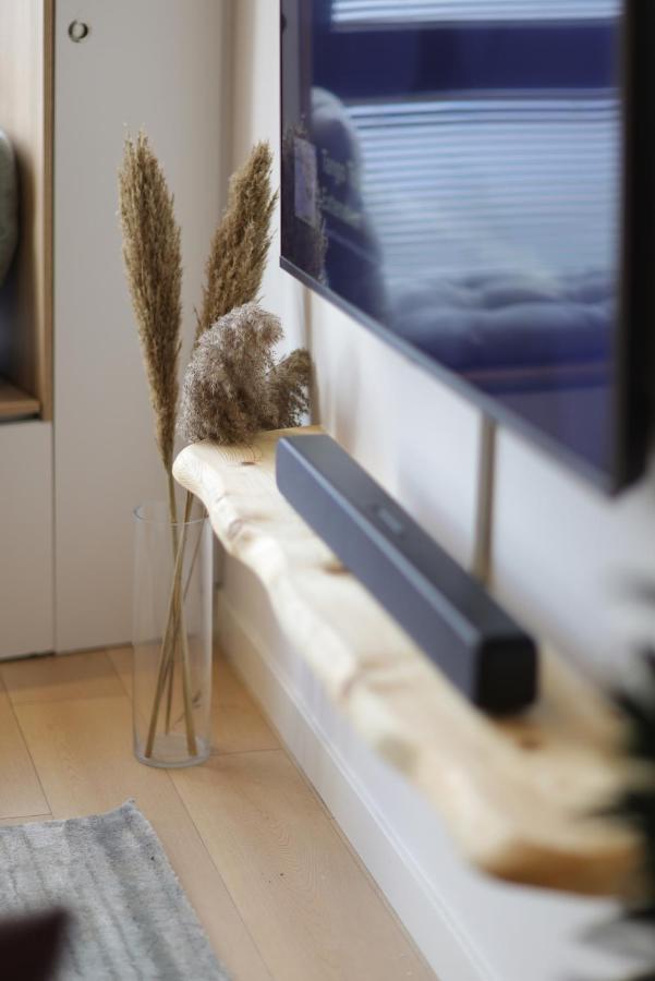Apollo Apartment By Holistay Τίρανα Εξωτερικό φωτογραφία