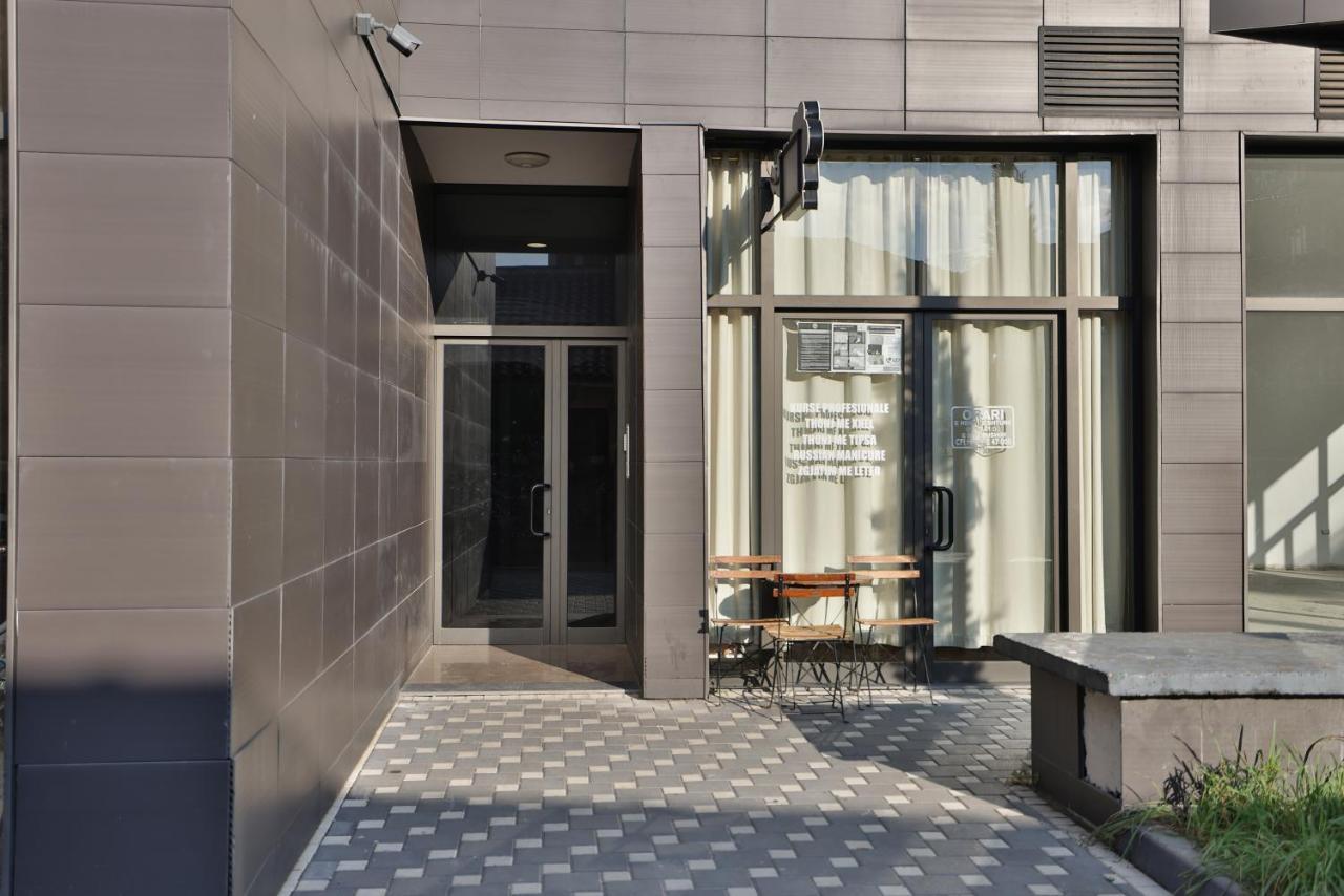 Apollo Apartment By Holistay Τίρανα Εξωτερικό φωτογραφία