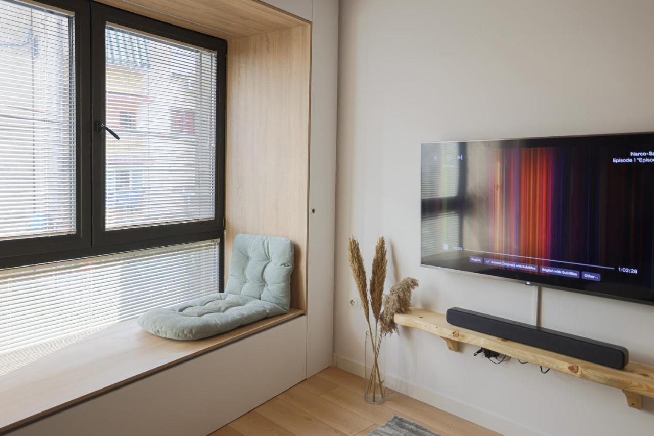 Apollo Apartment By Holistay Τίρανα Εξωτερικό φωτογραφία